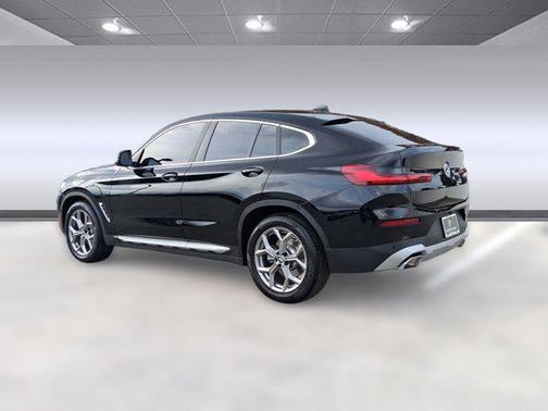 2023 BMW X4 xDrive30i