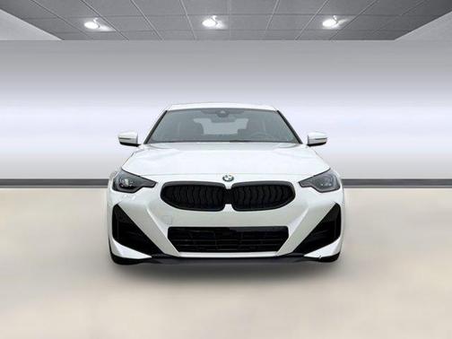 Mineral White Metallic 2026 BMW 230 230i