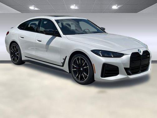 2025 BMW M440 i