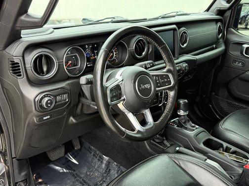 2020 Jeep Gladiator Overland