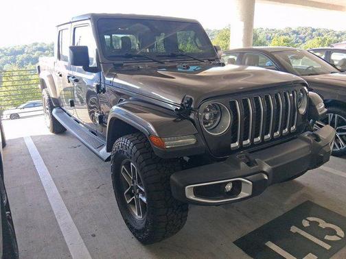 2020 Jeep Gladiator Overland