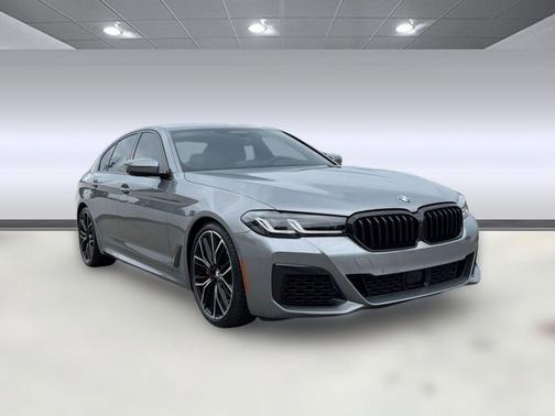 Skyscraper Gray Metallic 2023 BMW M550 i Xdrive
