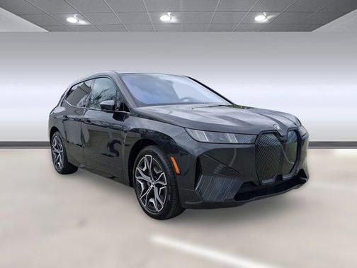 2026 BMW iX xDrive45