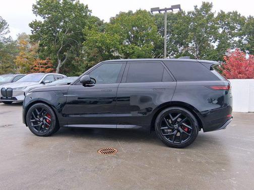 2024 Land Rover Range Rover Sport SE