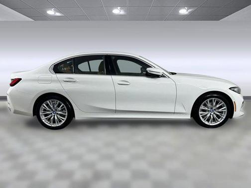 2024 BMW 330e 330e