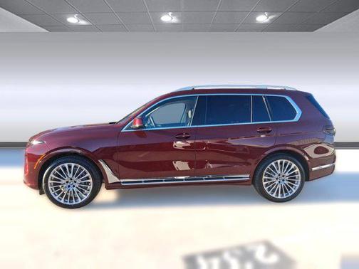 Aventurin Red Metallic 2026 BMW X7 xDrive40i