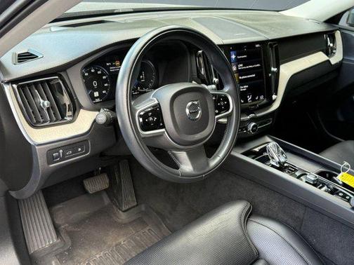 2021 Volvo XC60 Recharge Plug-In Hybrid T8 Inscription