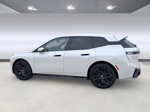 2026 BMW iX xDrive60