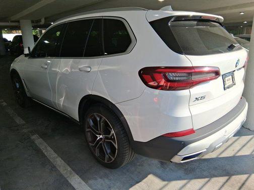 2022 BMW X5 sDrive40i