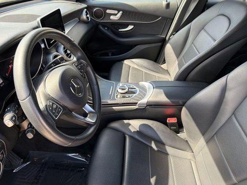 2018 Mercedes-Benz GLC 300 Base