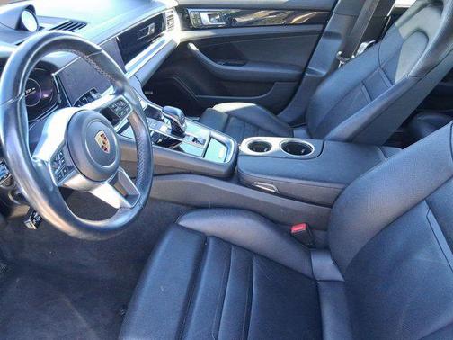 2019 Porsche Panamera 4