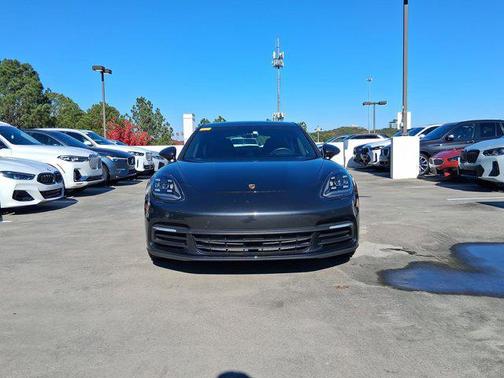2019 Porsche Panamera 4
