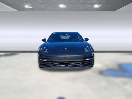 2019 Porsche Panamera 4