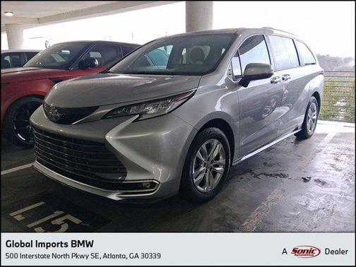 2022 Toyota Sienna Limited