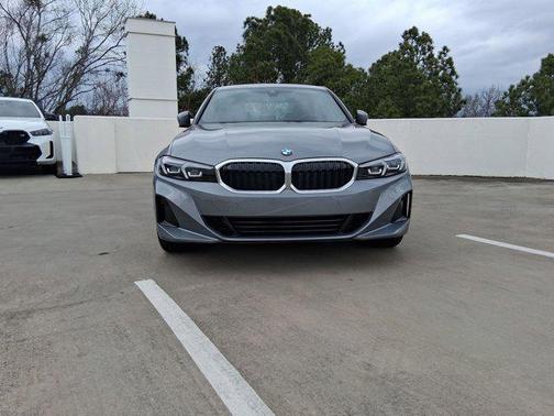 2023 BMW 330 330i