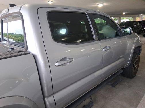 2016 Toyota Tacoma SR5