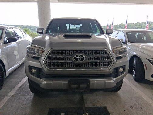 2016 Toyota Tacoma SR5