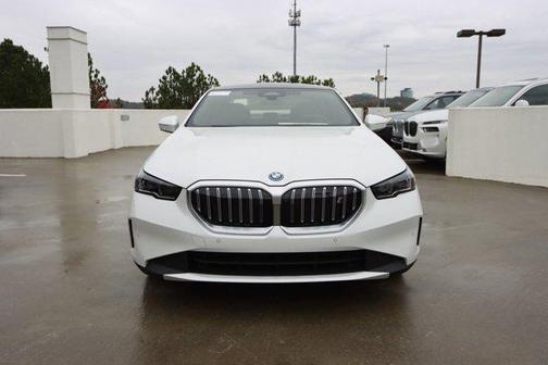 2025 BMW i5 xDrive40