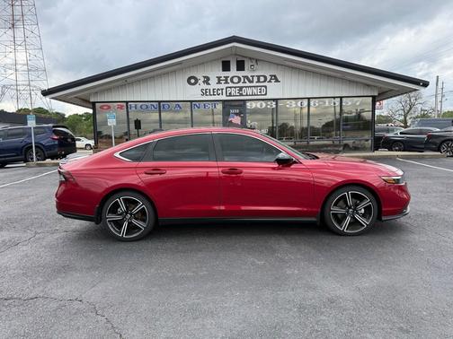 2025 Honda Accord Hybrid 