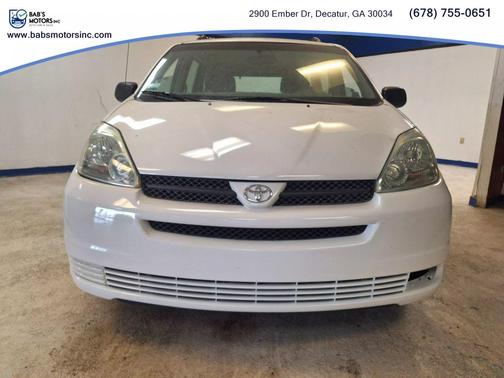 2005 Toyota Sienna CE