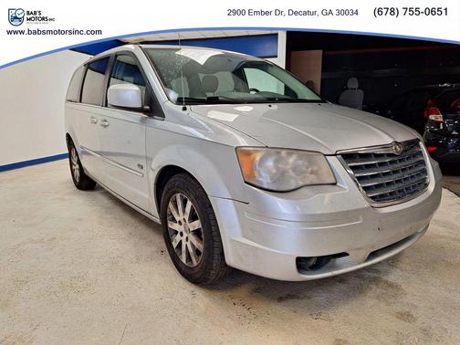 2009 Chrysler Town & Country Touring