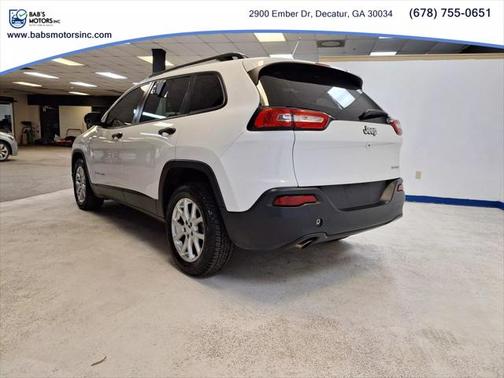 2015 Jeep Cherokee Sport
