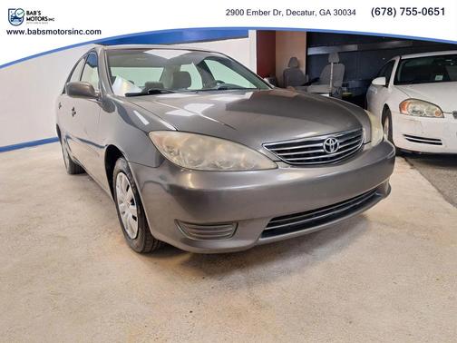 2005 Toyota Camry LE