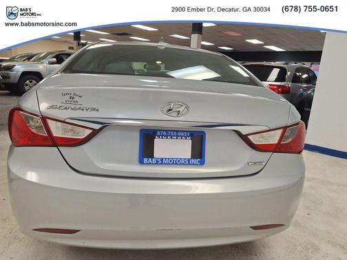 2011 Hyundai SONATA Limited