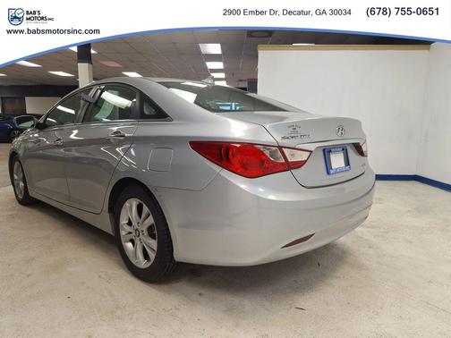 2011 Hyundai SONATA Limited