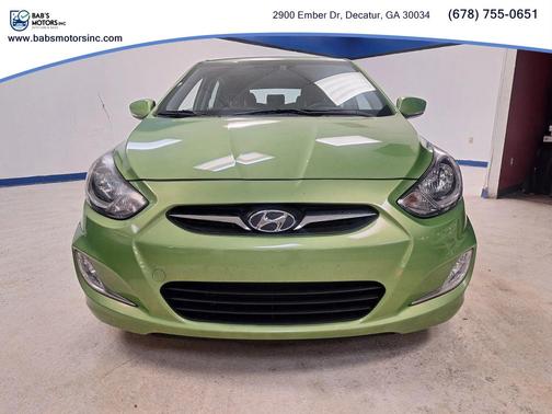 2013 Hyundai Accent SE