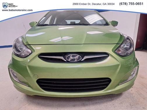 2013 Hyundai Accent SE