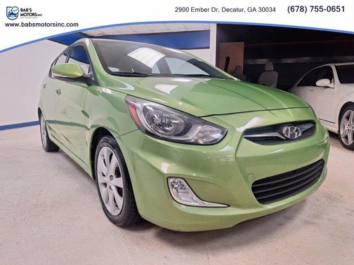 2013 Hyundai Accent SE