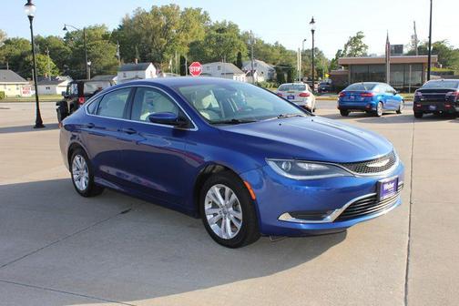 2016 Chrysler 200 Limited