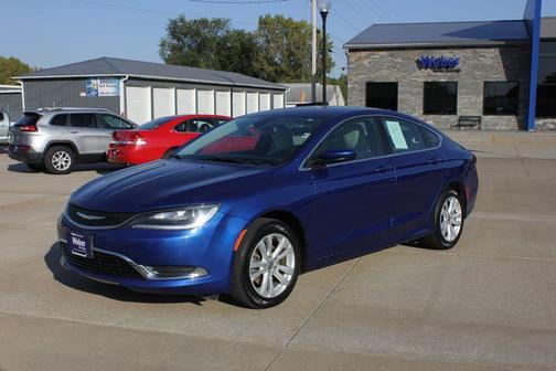 2016 Chrysler 200 Limited