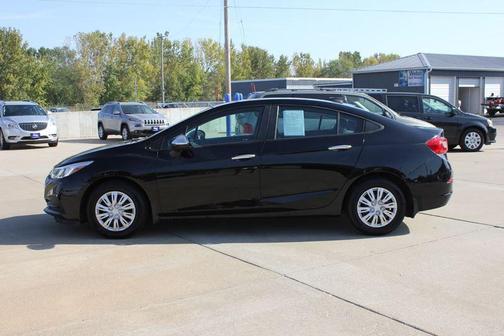 2017 Chevrolet Cruze LS