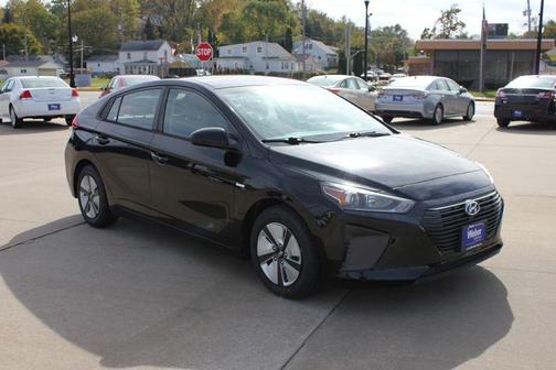 2018 Hyundai IONIQ Hybrid Blue