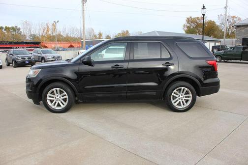 2016 Ford Explorer Base