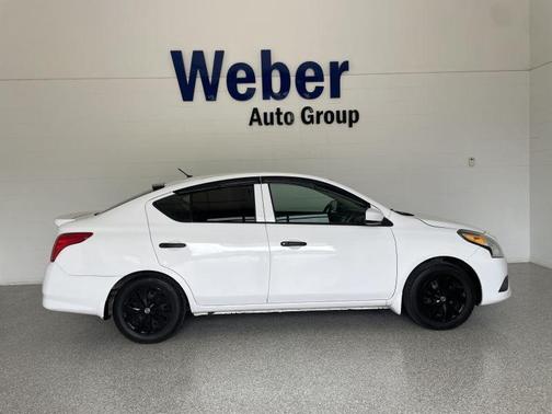 2019 Nissan Versa 1.6 S+