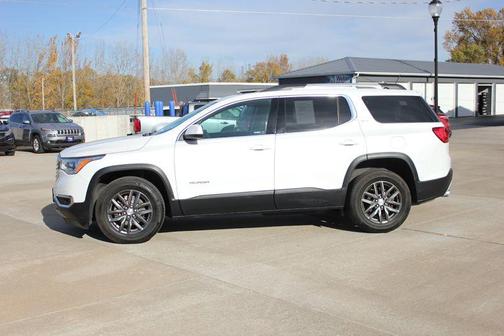 2017 GMC Acadia SLT-1