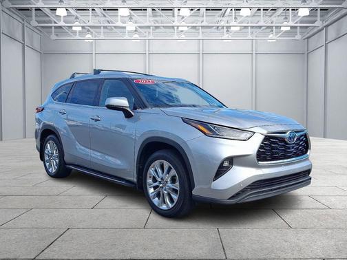 2022 Toyota Highlander Hybrid Limited