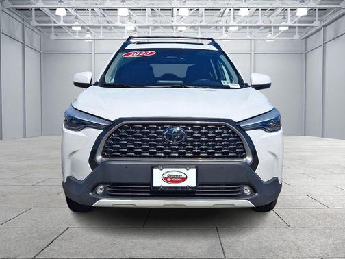 2023 Toyota Corolla Cross XLE