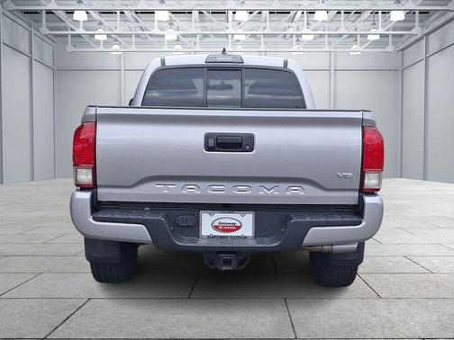 2016 Toyota Tacoma SR5