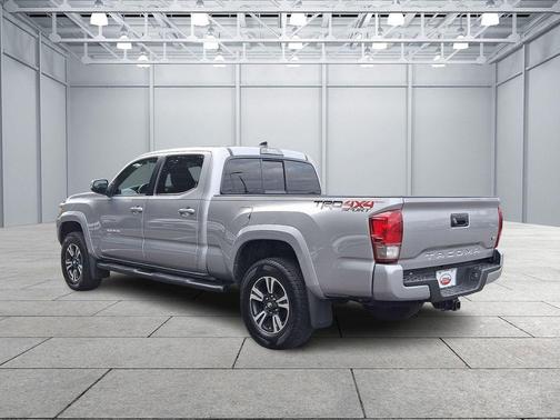 2016 Toyota Tacoma SR5