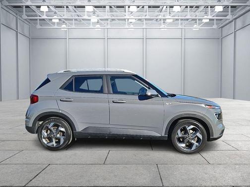 2020 Hyundai VENUE SEL