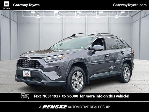 2022 Toyota RAV4 XLE