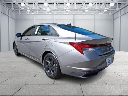 2021 Hyundai ELANTRA HEV Blue