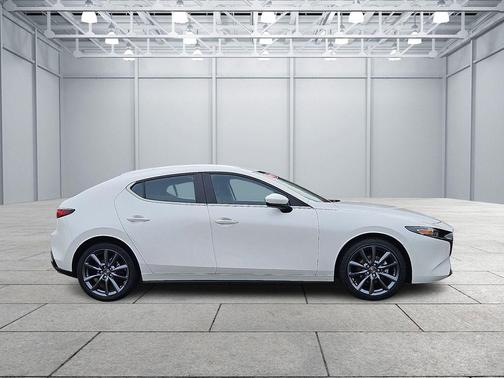 2022 Mazda Mazda3 FWD w/Select Package