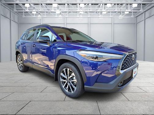 2025 Toyota Corolla Cross XLE