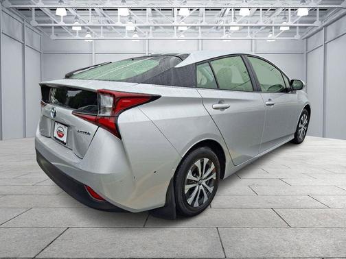 2019 Toyota Prius LE