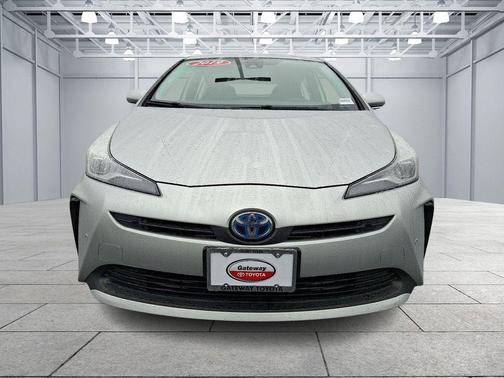 2019 Toyota Prius LE